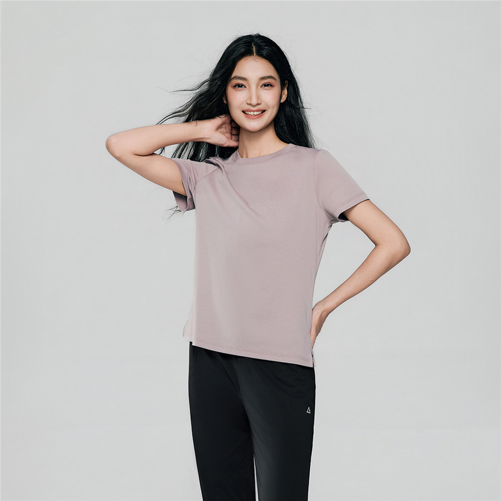 GIORDANO تيشيرت نسائي Luxe Touch — صورة 4