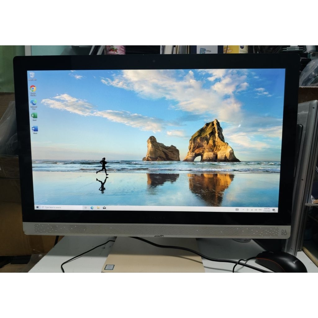 AIO HP Pavilion I7 GEN 6   RAM 8 GB SSD 256GB จอ 24" FHD Nvidia GeForce 930MX