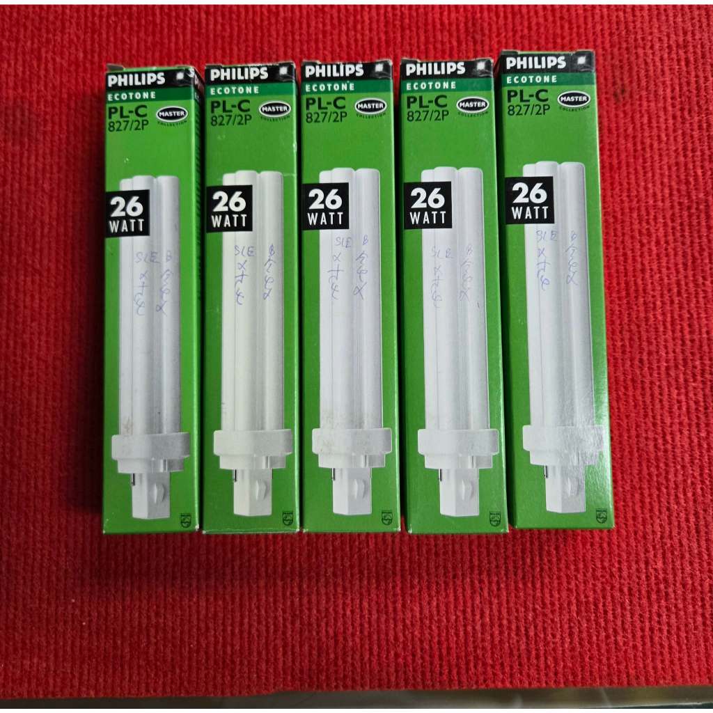 หลอดไฟPhilips ขนาด26W/827 2ยู PLC26/827/2P แสงวอมไวท์ ของใหม่เคลียร์สต๊อกมี4หลอด ราคาหลอดละ70บาท