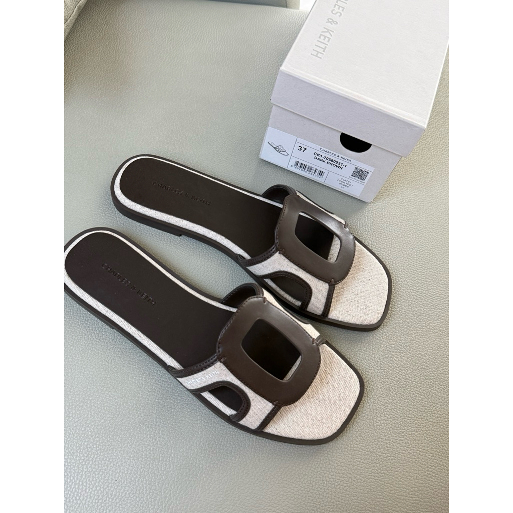 รองเท้าCHARLES & KEITH