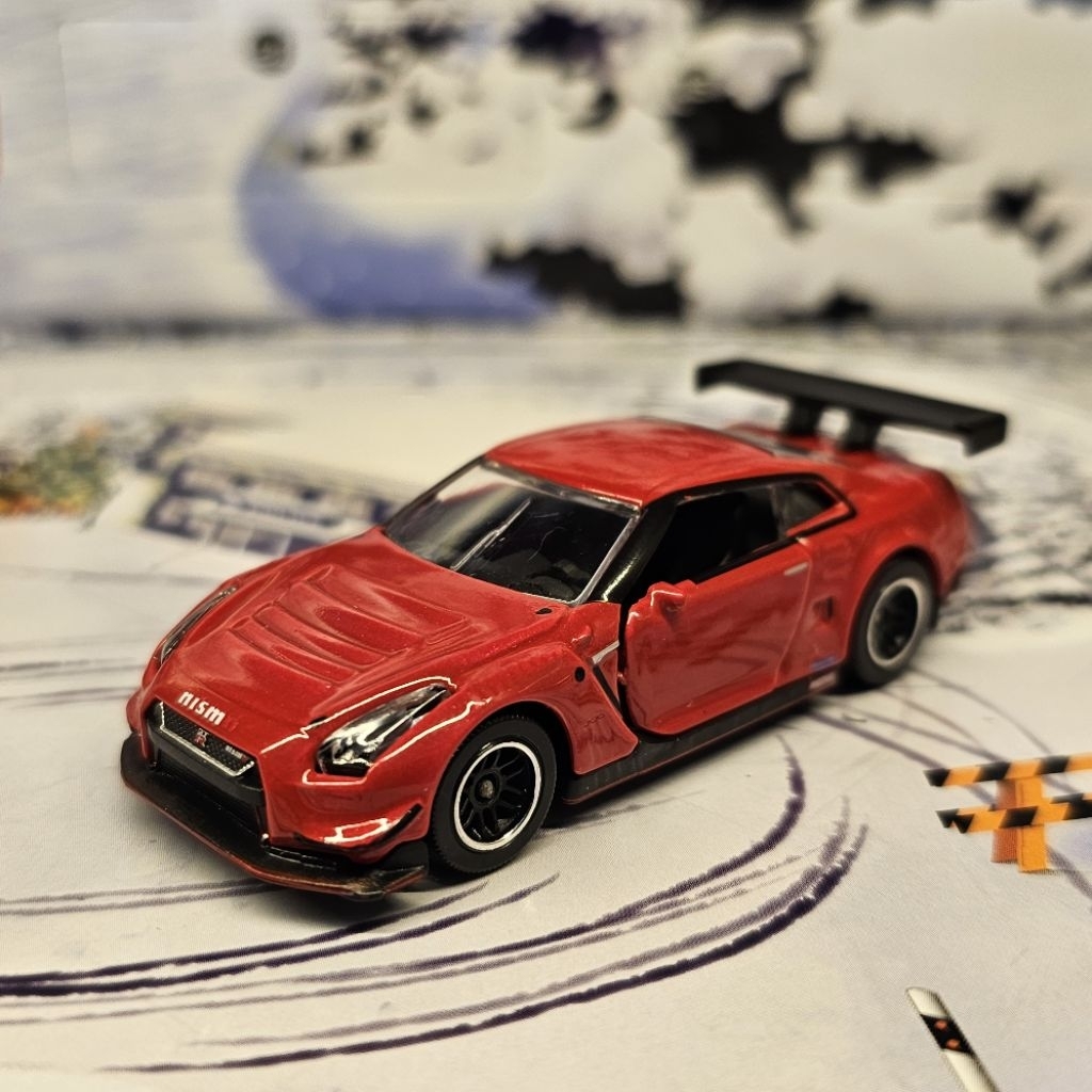 โมเดล รถของเล่น Majorette Nissan GTR R35 GT3 Nismo สีแดง นอกแพ็ค รถสวย