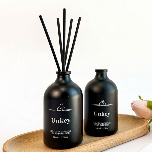 ก้านหอมปรับอากาศ 100ml Reed Diffuser ขวดแก้วมินิมอล พร้อมก้านไฟเบอร์ 5 ก้าน แต่งบ้าน ห้องนอน ห้องน้ำ เติมกลิ่นได้