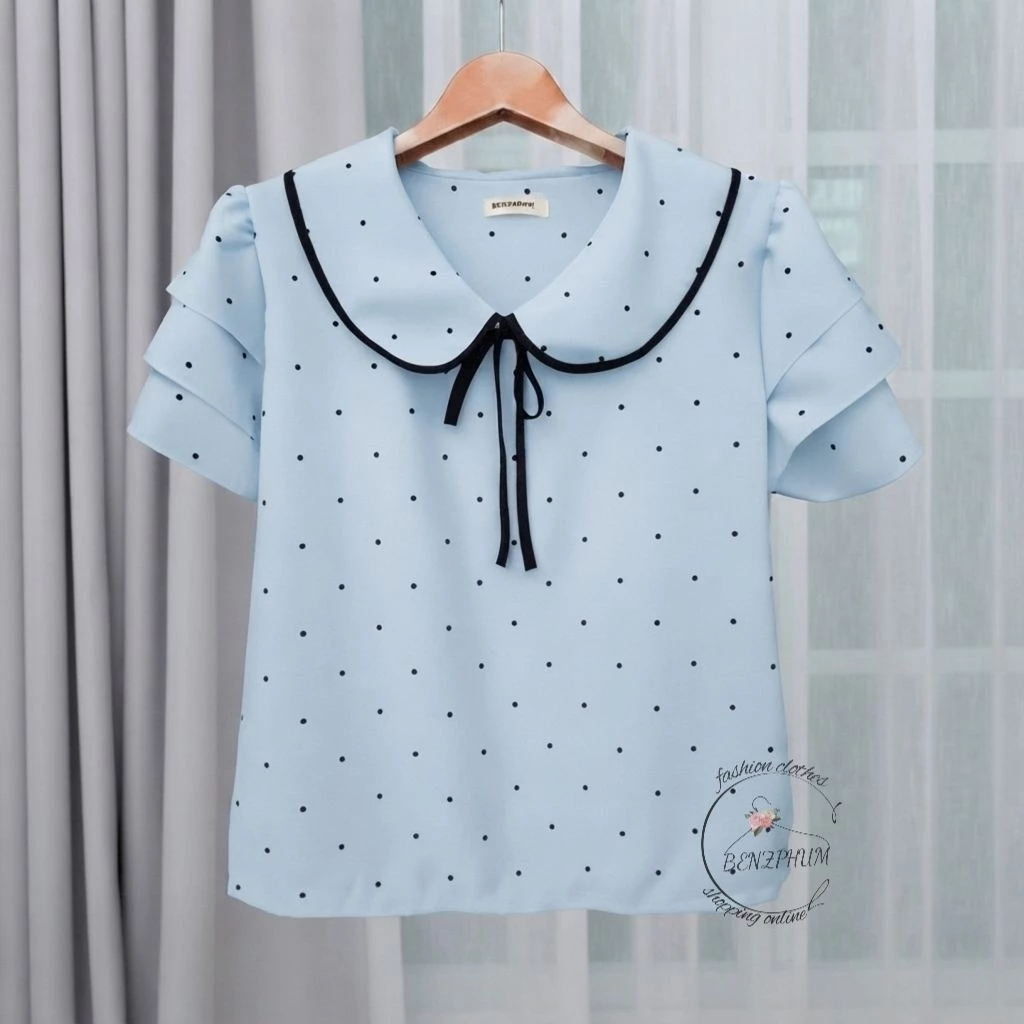 เสื้อแฟชั่นผู้หญิง คอบัว แขนระบาย3 ชั้น