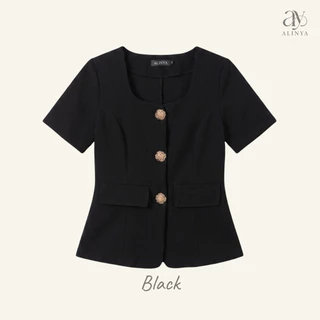 B006 / Luna Top (เสื้อลูนาเบลเซอร์ เฉพาะเสื้อ)