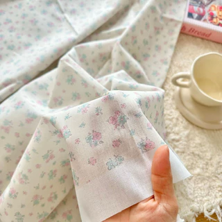 ⭐️อ่านรายละเอียดก่อนสั่งนะคะ⭐️ผ้าcotton100%เนื้อบาง หน้ากว้าง58”(145cm.)วัดตัดครั้งละ1/2เมตรตัดต่อเนื่องได้ พร้อมส่งค่ะ