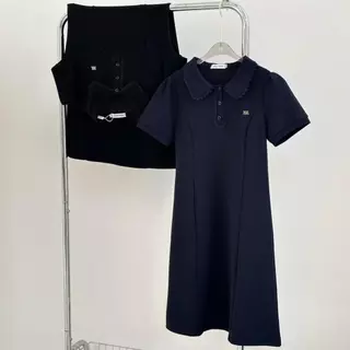 SISSY : เดรสแขนสั้นคอปกโปโล (S–XXL) แต่งขอบลูกไม้ ผ้านุ่มยืด ดีไซน์เรียบหรู ใส่ได้ทุกโอกาส
