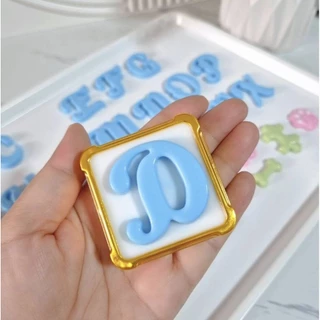 (พร้อมส่ง) แม่พิมพ์ซิลิโคน พิมพ์วุ้น แผ่นซิลิโคน แผ่นอักษรภาษาอังกฤษใหญ่ (แผ่นใส)