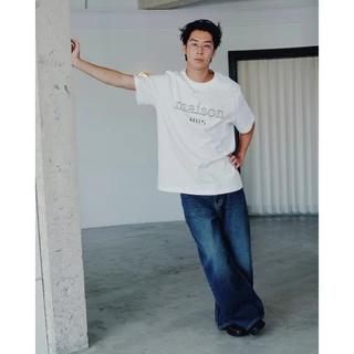 maison KEEPS | The Boyfriend Outline Logo Tee | Unisex | เสื้อยืดทรง oversized ผ้านุ่ม