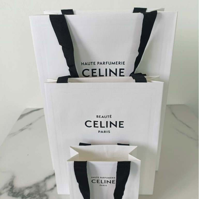 ถุงกระดาษ Celine ใส่น้ำหอมและอื่นๆ ของแท้ มือสอง สภาพสวย