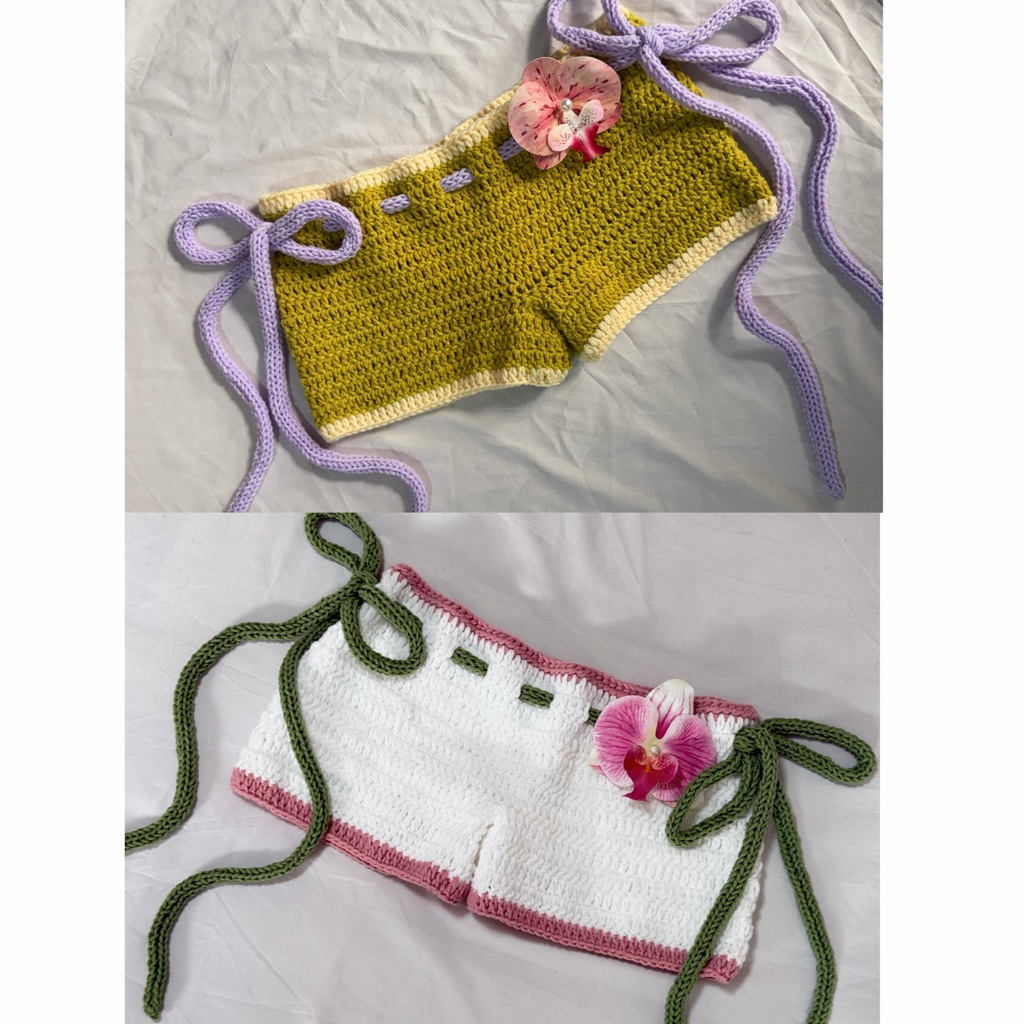 Sasi.loops— กางเกงถักไหมพรมขาสั้นเอวต่ำ | Shorts crochet with orchid