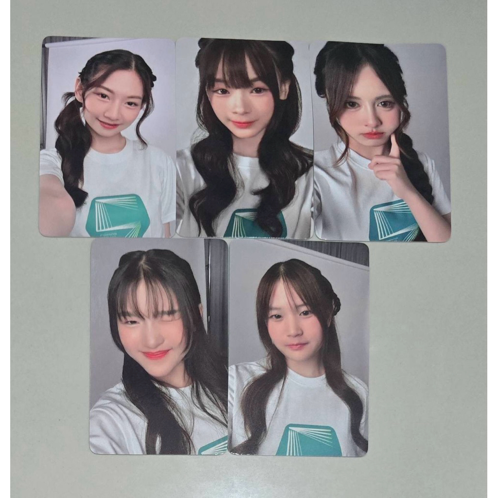 รูปเซลฟี่การ์ดจากพรีออเดอร์ photoset เดบิ้ว CGM48 รุ่น 5