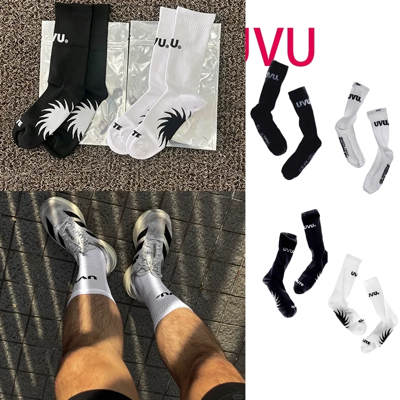 (ไม่ใช่ของขวัญ)พร้อมส่ง!! UVU Running Sock (Black/White)ถุงเท้ากีฬา ถุงเท้าขายาว