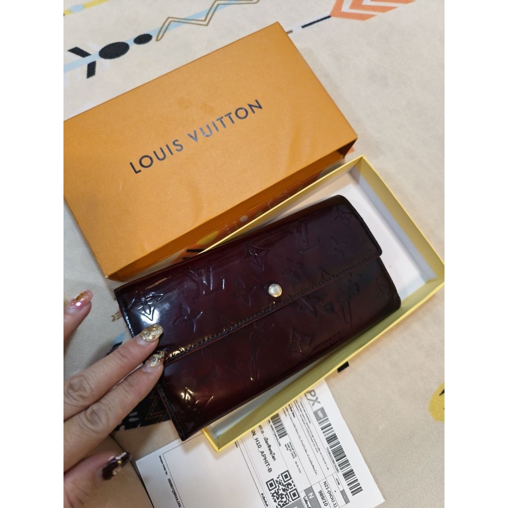 กระเป๋า louis vuitton แท้มือสอง