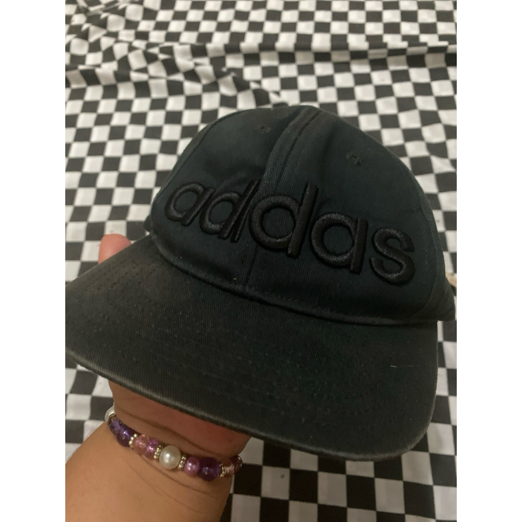 หมวกมือสองของแท้ Adidas สีดำสวยๆเท่ๆ ไครชอบมาจัดได้
