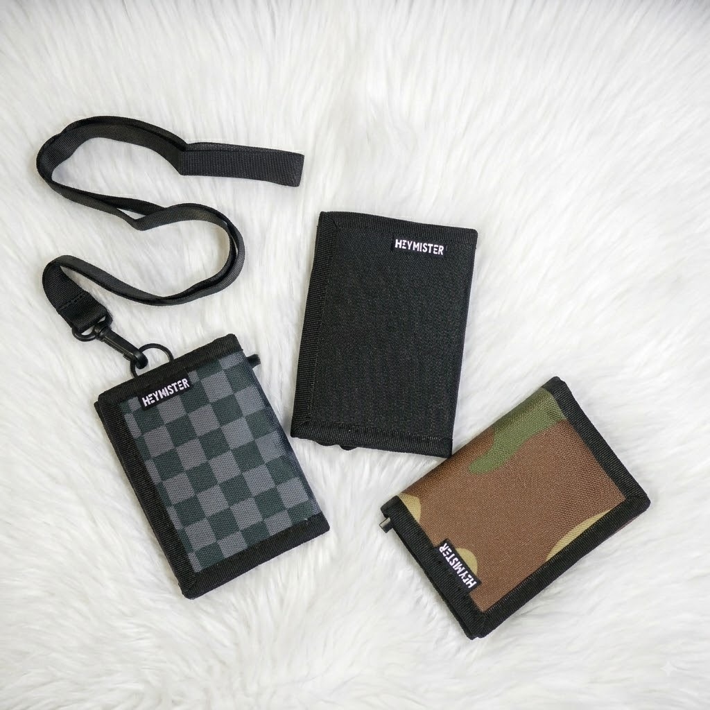 กระเป๋าสตางค์ใบสั้น 3 พับ HMT-0300 แบบเรียบ ผ้าหนา มีสายห้อยคออย่างดี มีช่องใส่เหรียญ
