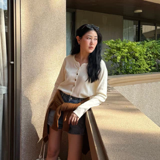 PEPPY Cardigan | เสื้อคลุมไหมพรมแต่งอะไหล่กระดุมทอง คาดิแกน เนื้อผ้านุ่มนิ่ม