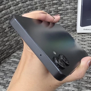โทรศัพท์มือถือสมาร์ทโฟน Samsung a06 5g [4/64]