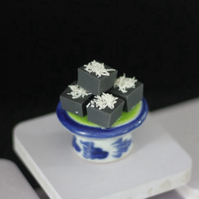 พาน 1" ขนมเปียกปูนสีดำ ขนาด 1.5" งานดินปั้น