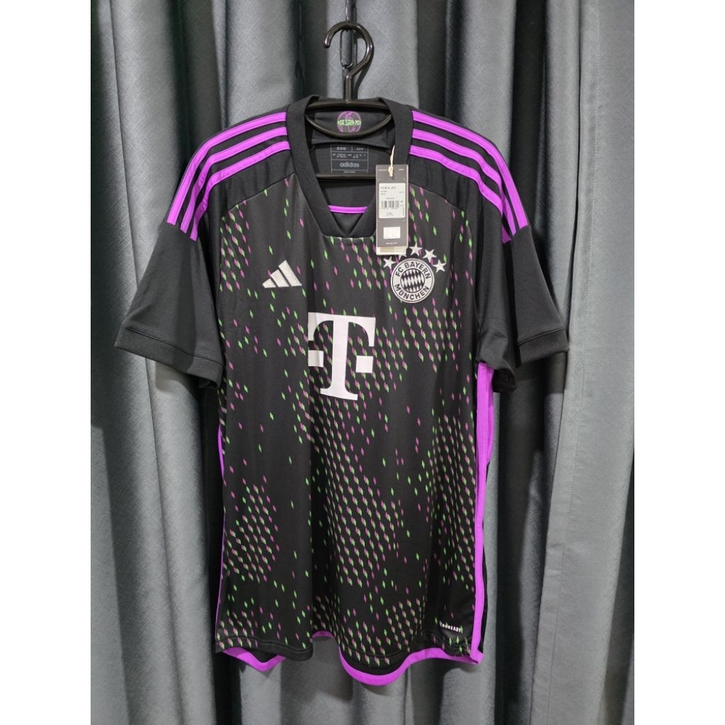 FC Bayern 2023/2024 Away