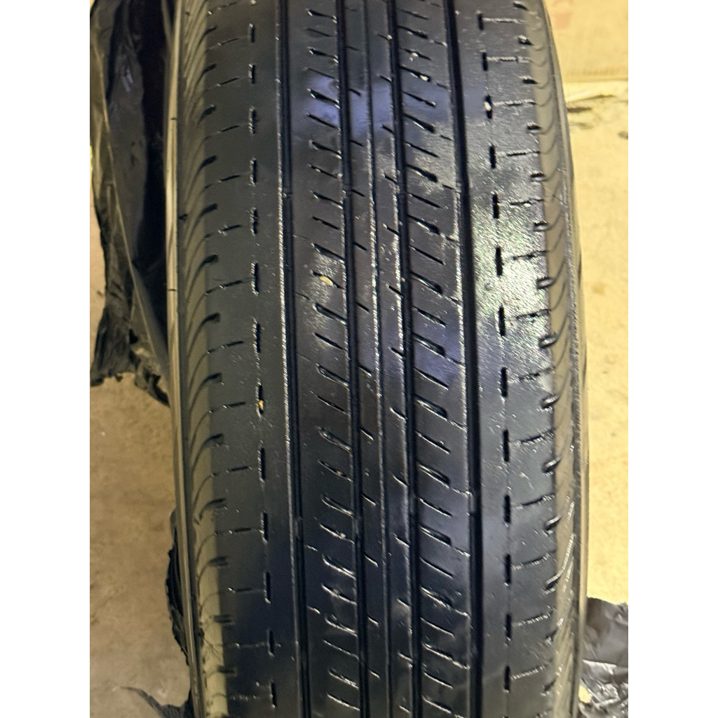 ยางมือสอง 215/70/15 Bridgestone Duravis ปี21 ราคาต่อเส้น