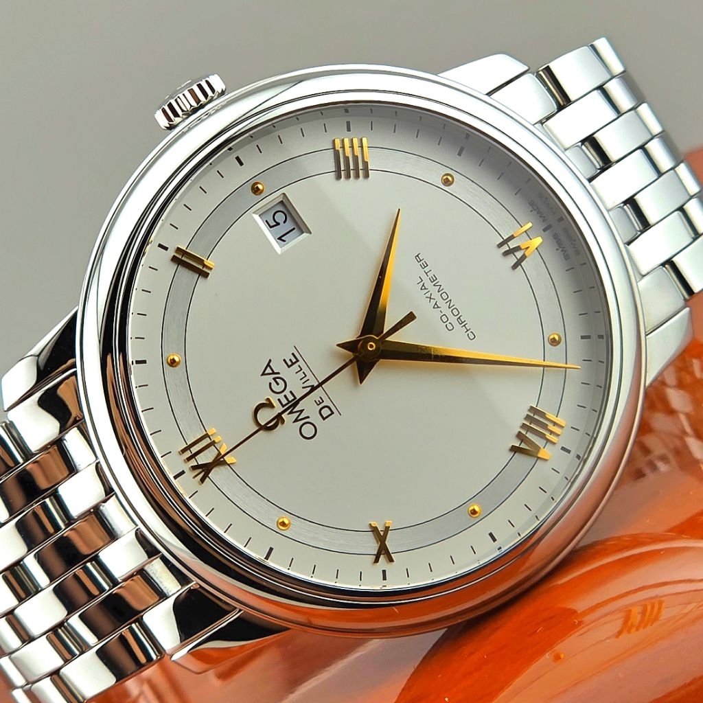 OMEGA De Ville Prestige Co-Axial Chronometer 39.5mm Automatic Silver Dial Ref. 424.10.40.20.02.002
