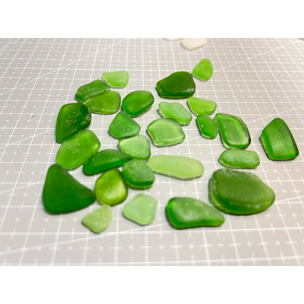 seaglass คัดพิเศษจากทะเลเกาะล้าน 100gมี50-80 ชิ้น sea glass ซีกราส
