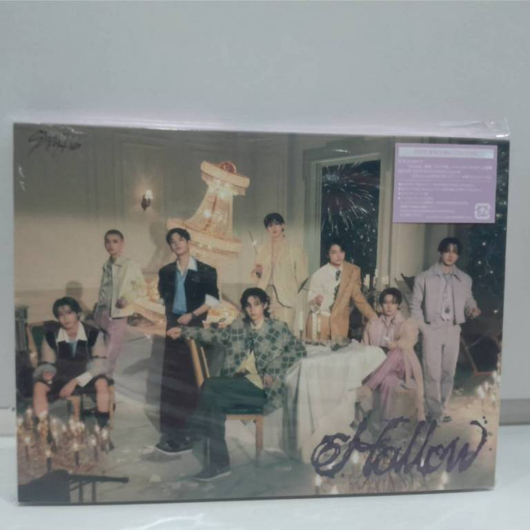 1 CD MUSIC ซีดีเพลงเกาหลี  Hollow STRAY KIDS (Z3C144)