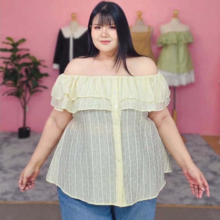 เสื้อปาดไหล่ ระบาย2ชั้น ผ้าโรซี่ พริ้วไหว ใส่สบาย ไซส์ใหญ่ อก48-62 นิ้ว (ง99)
