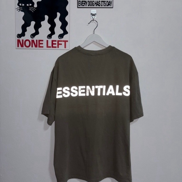 Essentials มือสอง สะท้อนแสงด้านหลังและด้านหน้า