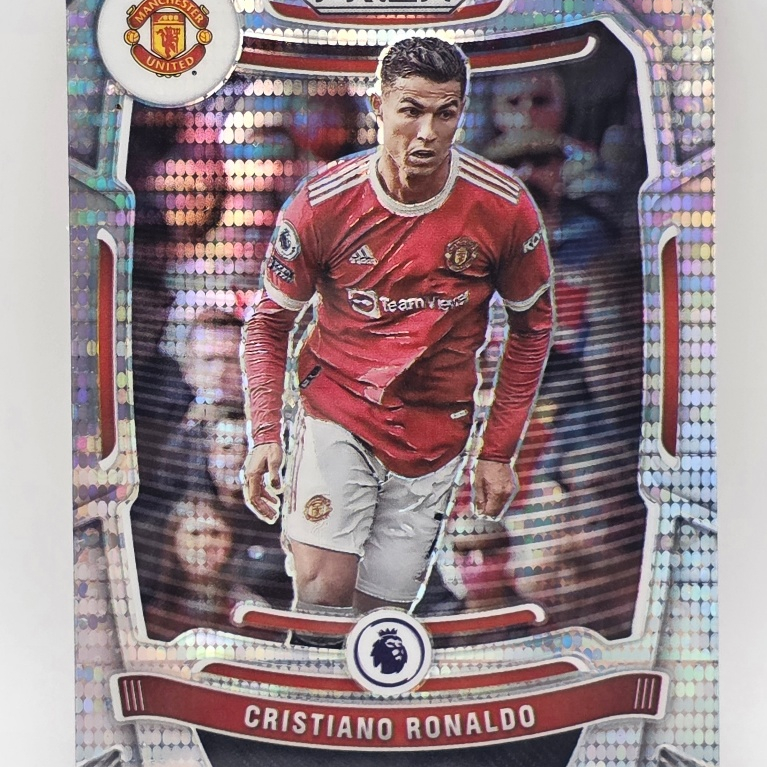 Cristiano Ronaldo การ์ดฟุตบอล Panini Silver Prizm ของแท้100% ภาพถ่ายจากสินค้าจริง