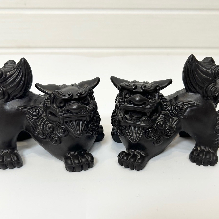 Okinawa Shisa Guardian Lion Pair Japanese Lucky Charm Black