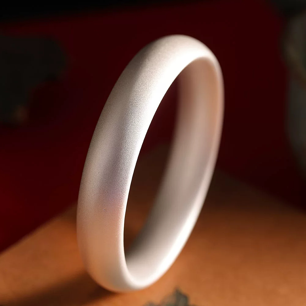 All-gold sterling silver bracelet (999.9 pure silver) with ancient craftsmanship. Traditional design