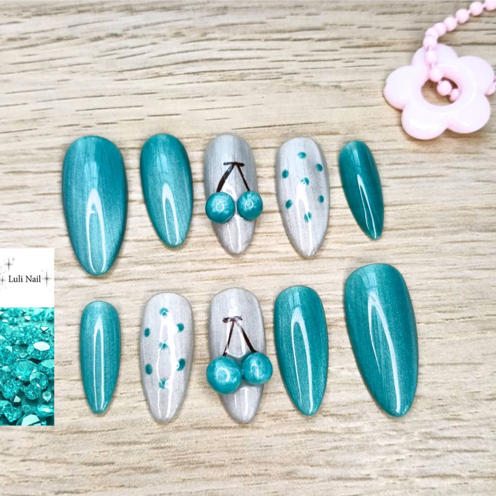 เล็บปลอม handmade 803 งานสีเจลแท้ ทรงอัลม่อนด์ เชอร์รี่ เขียวลูกแก้ว น่ารัก