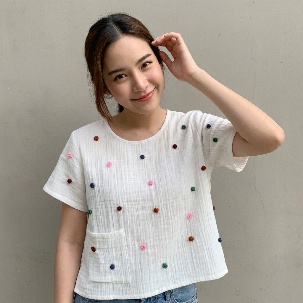 เสื้อผ้าฝ้ายสาลูสองชั้น งานปักมือแฮนด์เมด ดอกมินิน่ารักสุดๆ ทรงสวย สวมใส่สบาย ได้ทุกวัน🍃