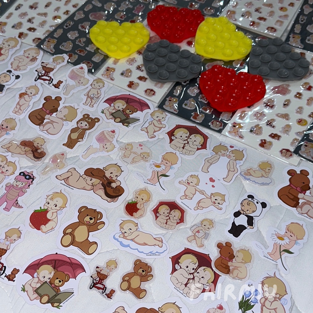 (พร้อมส่ง) BrandyMelville Stickers Pin สติ๊กเกอร์ เข็มกลัด พิน แบรนดี้ ของแท้จากช็อป (เลือกแบบได้)