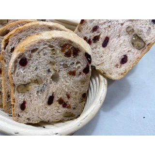 ขนมปัง ซาว์โดว์ แครนเบอร์รี่ วอลนัท ลูกเกด 💥ไม่ใส่น้ำตาล Cranberry Walnut Raisin Sourdough 🍞