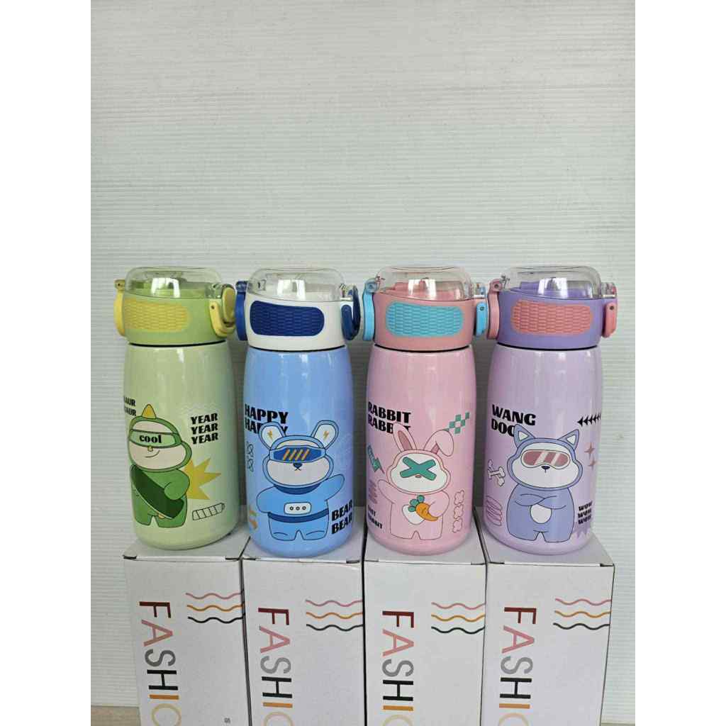 กระบอกน้ำเก็บอุณหภูมิลายการ์ตูนสุดคิวท์ 470 ml. เหมาะสำหรับเด็ก วัยรุ่น หรือพกพาไปเรียน/ทำงาน