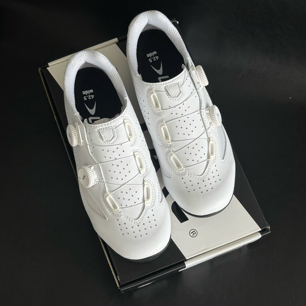 รองเท้าเสือหมอบ Lake CX239-X