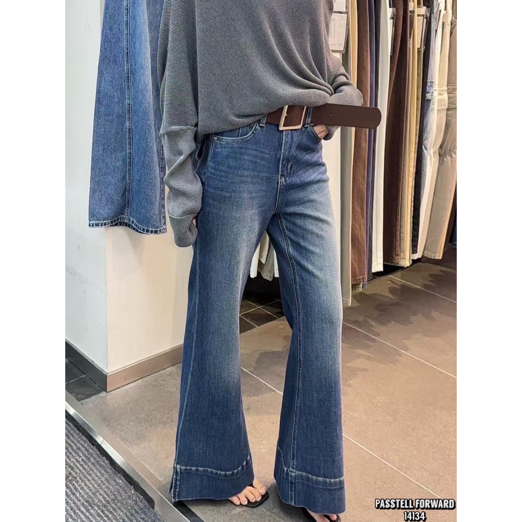 🇰🇷New🇰🇷  Korea darim denim jeans  With brown belt มาใหม่เลยค้า กับยีนdarim ยีนยืดขาเบิ้ลผ่าปลายขามาพ