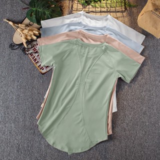 เสื้อออกกำลังกายหญิง (พร้อมส่ง) เสื้อออกกำลังกาย เสื้อกีฬา