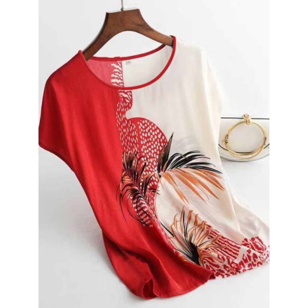 เสื้อยืด สำหรับผู้หญิง คอกลม ผ้ายืดตามตัว สวมใส่สบาย เสื้อยืดพิมพ์ลาย แขนสั้น เหมาะสำหรับฤดูร้อน พร้อมจัดส่ง
