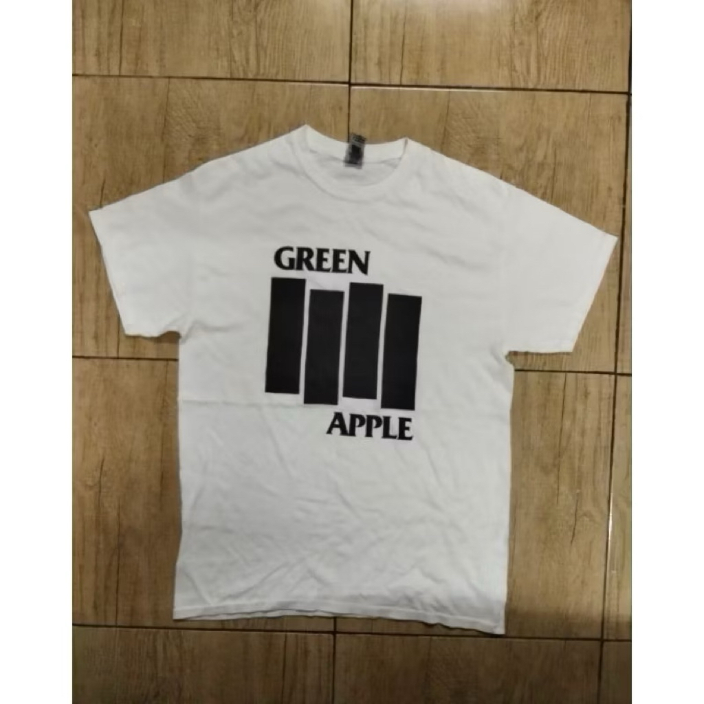 เสื้ออยืดมือสอง black flag green apple สีขาว ไซส์ M สภาพดี รอบอก 38นิ้ว / ความยาว 27นิ้ว