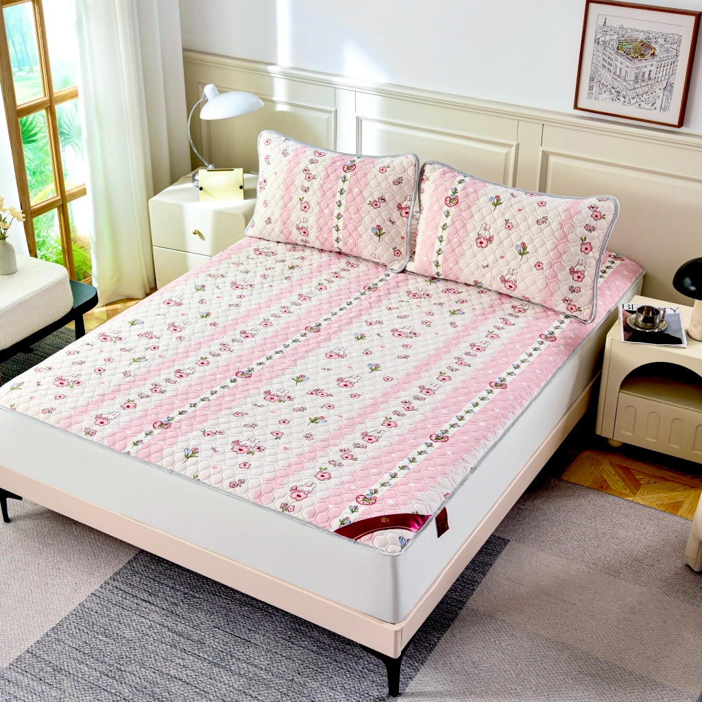 Hilton/Channita ผ้าปูที่นอนไหมเย็นยางพาราเย็นลายการ์ตูน  3.5 5 /6 ฟุต  ลายการ์ตูนน่ารักๆ Set 3 ชิ้น 🌈เกรดพรีเมี่ยม - รูปที่ 4