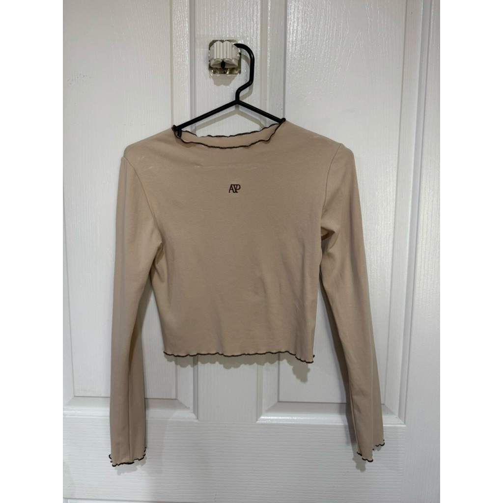 Atipashop เสื้อแขนยาว ยังไม่เคยใส่ค่ะ