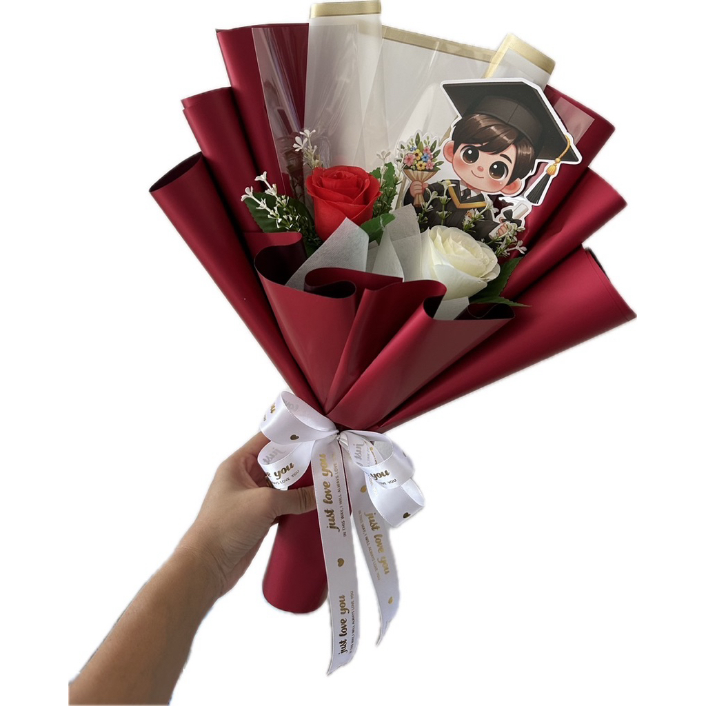 ช่อบัณฑิตน้อยใส่ธนบัตรได้ 3ใบ แต่งด้วยกุหลาบหยดน้ำขาวแดง - รูปที่ 3
