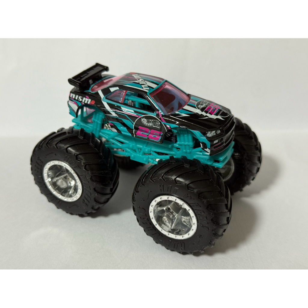 HOT WHEELS MONSTER TRUCKS NISSAN R34 NISMO
