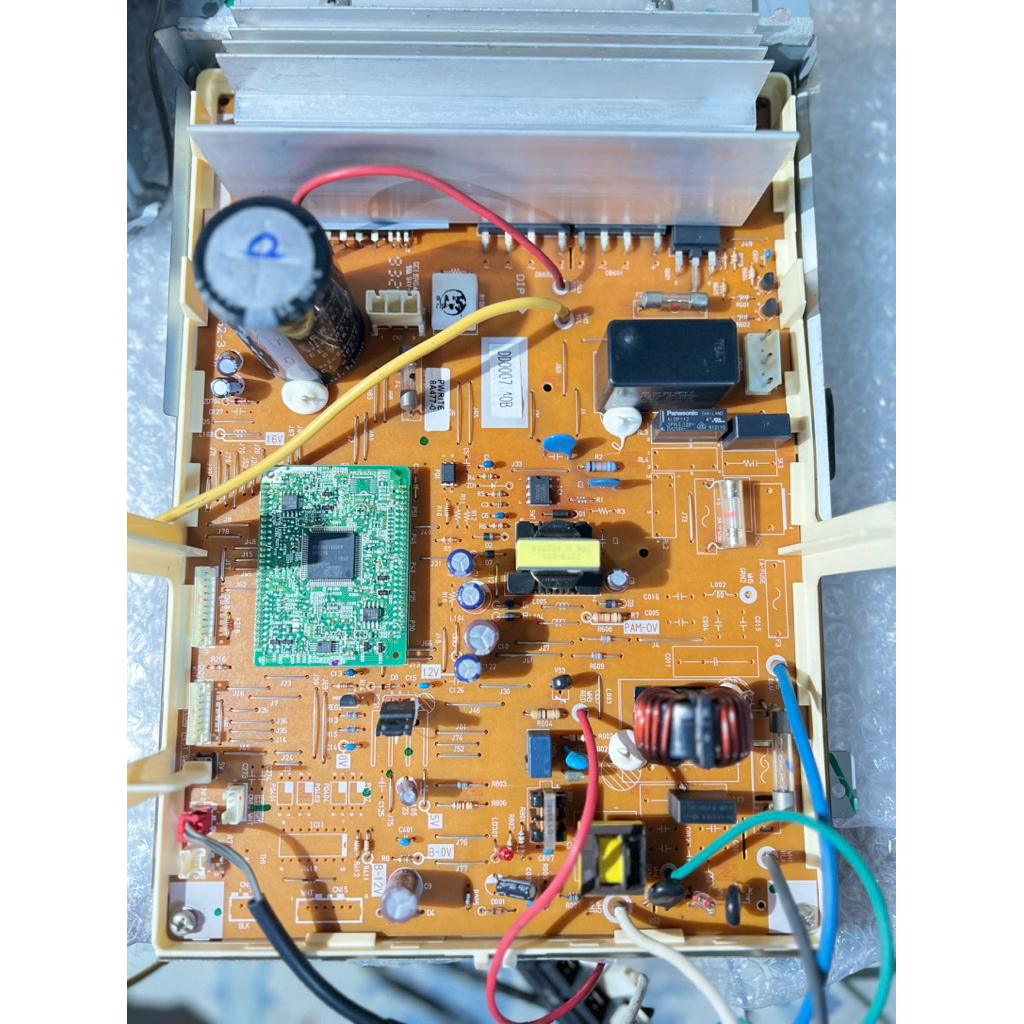 เมนบอร์ดคอล์ยร้อนแอร์ HITACHI (ฮิตาชิ) PMRAC-PH13CMT*S01 แผงวงจรแอร์ Hitachi  รุ่น RAC-PH13CMT, RAC-