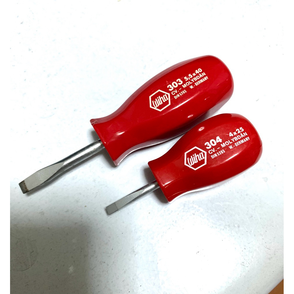 ไขควงปากแบบด้ามสั้น Wiha