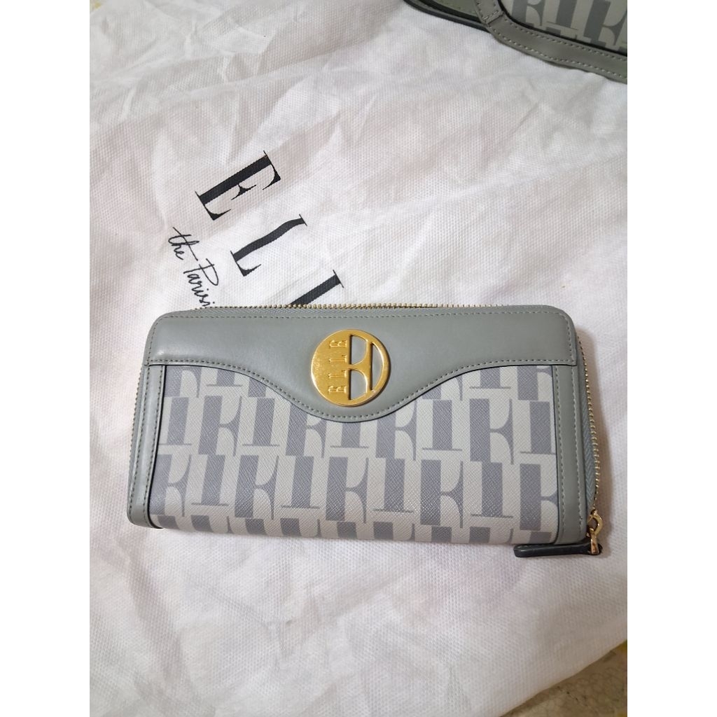 กระเป๋าสตางค์ ELLE มือสอง