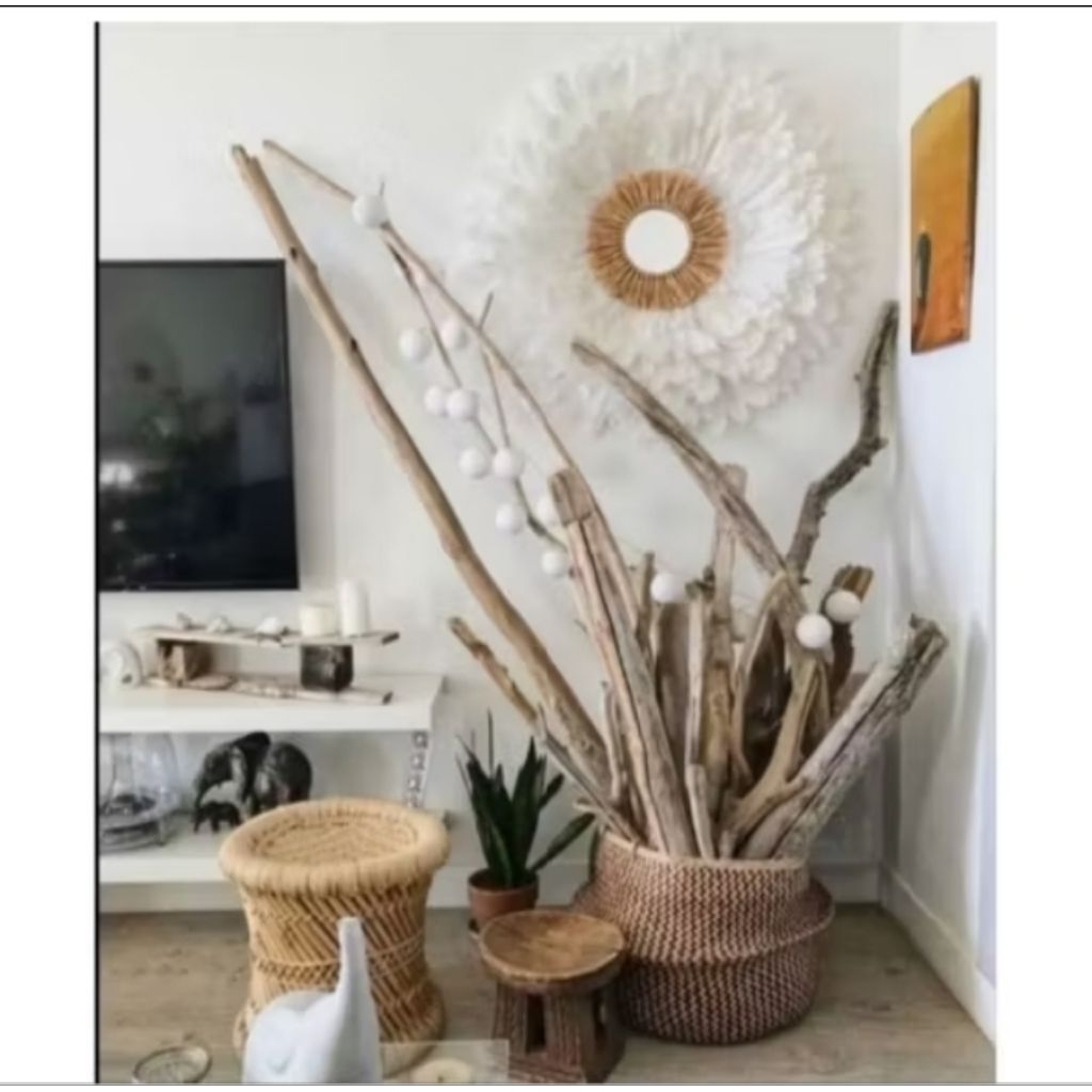 Golden branches and vines